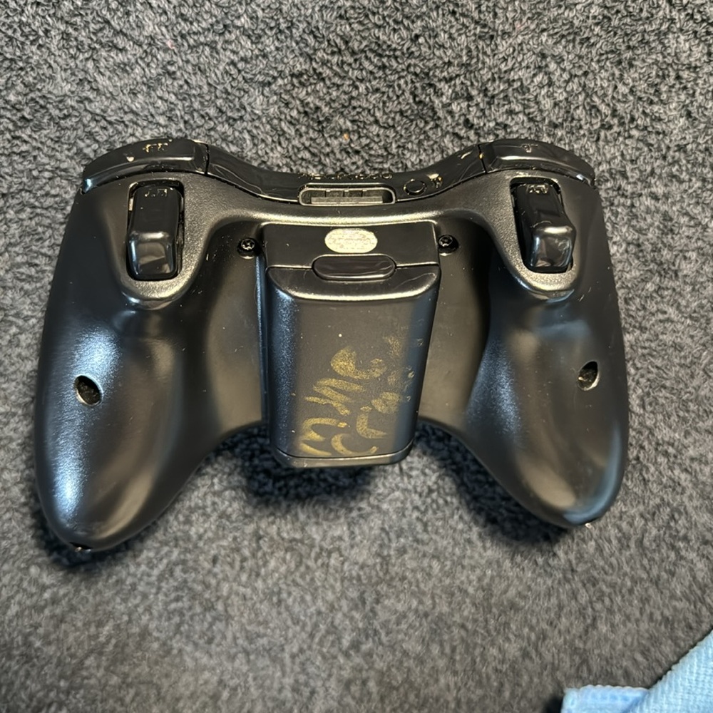 Xbox Kinect and controller - Picture 6 of 7